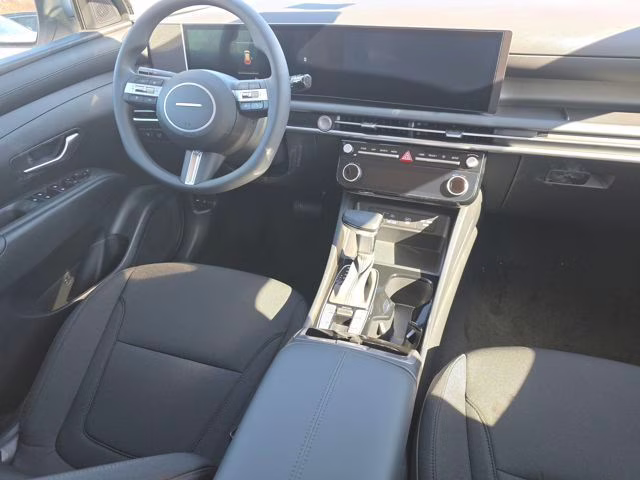 2026 White Pearl Hyundai Tucson SEL AWD SUV