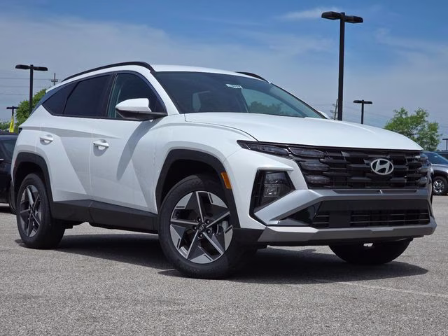 2026 White Pearl Hyundai Tucson SEL AWD SUV
