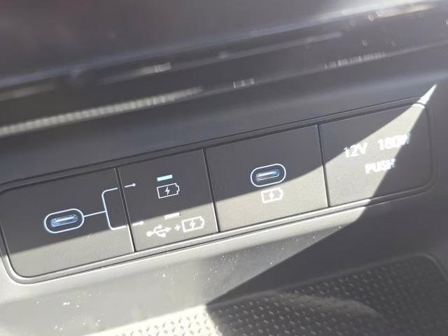 2026 White Pearl Hyundai Tucson SEL AWD SUV