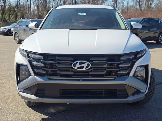 2026 White Pearl Hyundai Tucson SEL AWD SUV