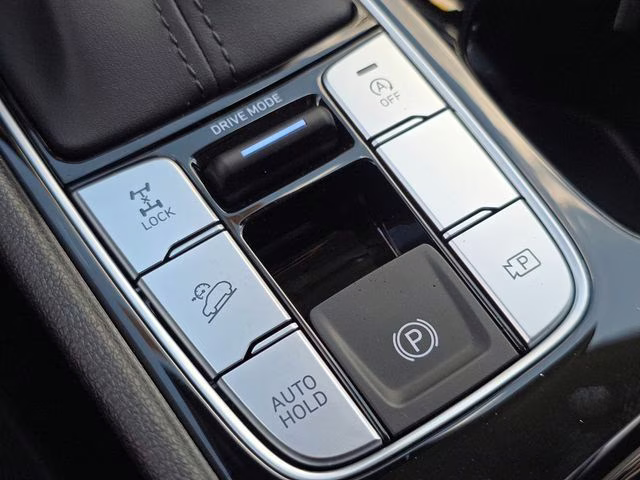 2026 Phantom Black Hyundai Tucson SEL AWD SUV