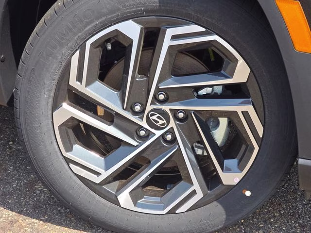 2026 Phantom Black Hyundai Tucson Limited FWD SUV