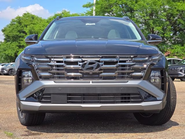 2026 Phantom Black Hyundai Tucson Limited FWD SUV
