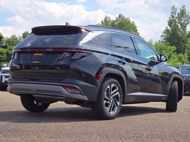 2026 Phantom Black Hyundai Tucson Limited FWD SUV
