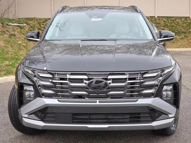 2026 Phantom Black Hyundai Tucson Limited FWD SUV