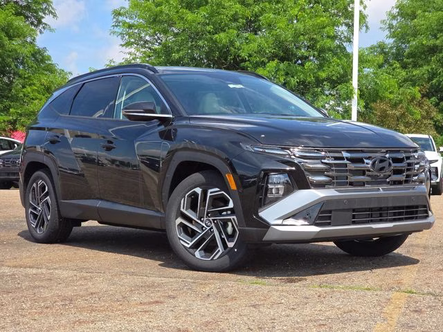 2026 Phantom Black Hyundai Tucson Limited FWD SUV