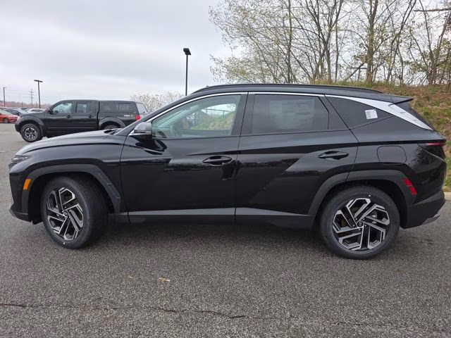 2026 Phantom Black Hyundai Tucson Limited FWD SUV