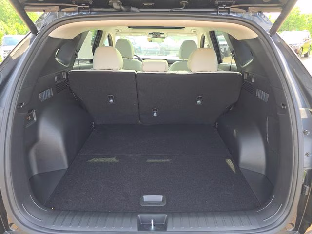 2026 Phantom Black Hyundai Tucson Limited FWD SUV