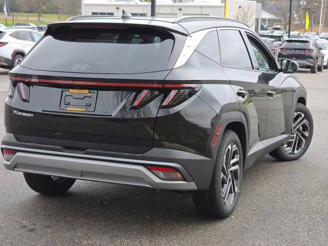 2026 Phantom Black Hyundai Tucson Limited FWD SUV