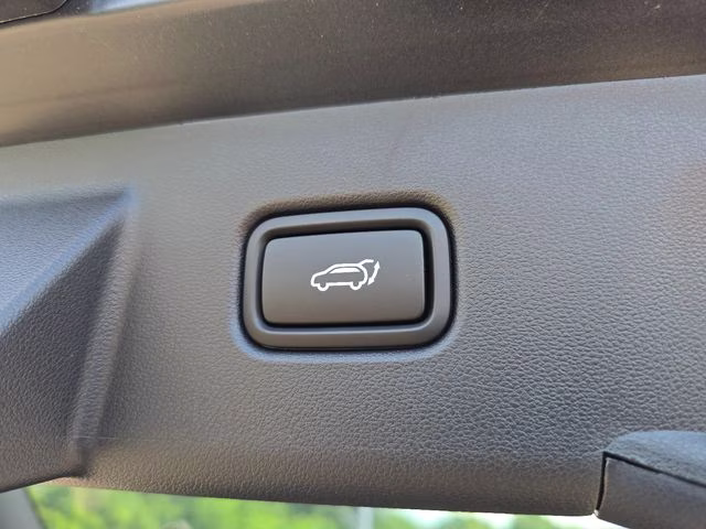 2026 Phantom Black Hyundai Tucson Limited FWD SUV