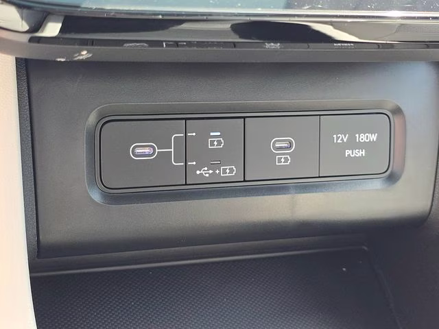 2026 Phantom Black Hyundai Tucson Limited FWD SUV