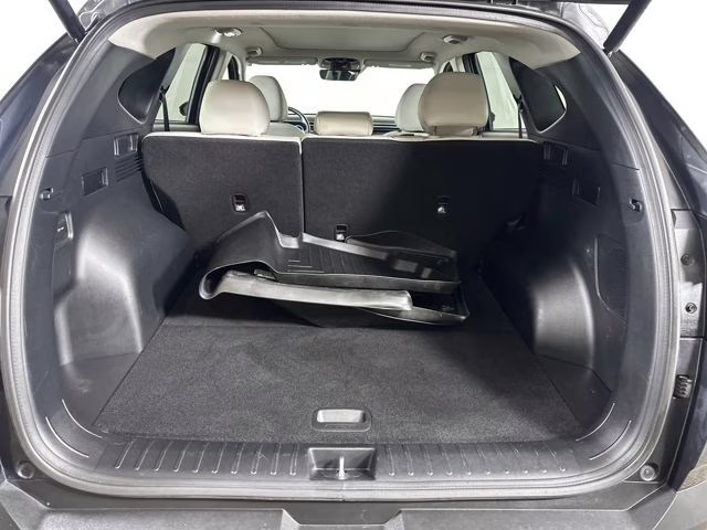 2022 Portofino Gray Hyundai Tucson Limited AWD SUV