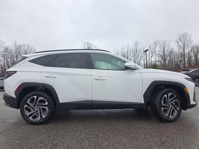 2026 White Pearl Hyundai Tucson Limited AWD SUV