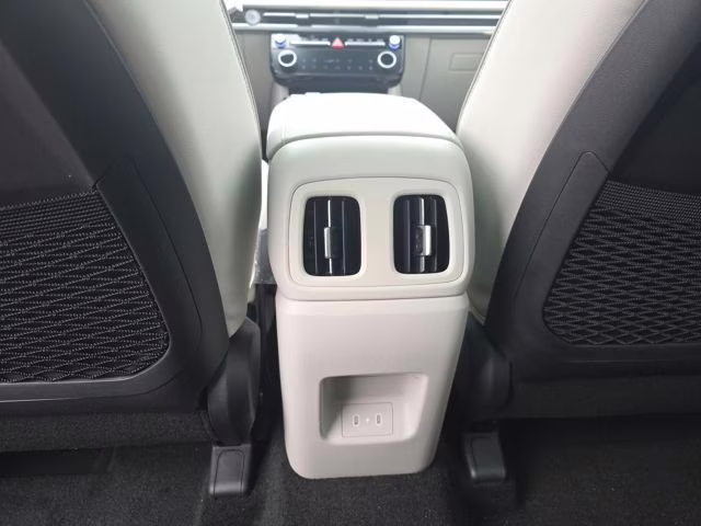 2026 White Pearl Hyundai Tucson Limited AWD SUV