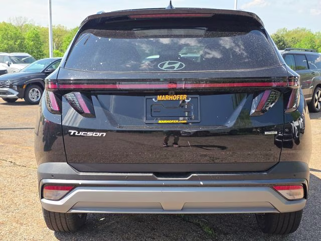 2026 Phantom Black Hyundai Tucson Limited AWD SUV