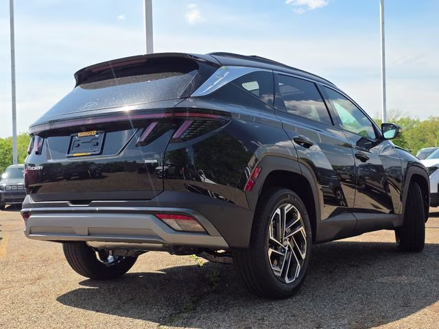 2026 Phantom Black Hyundai Tucson Limited AWD SUV
