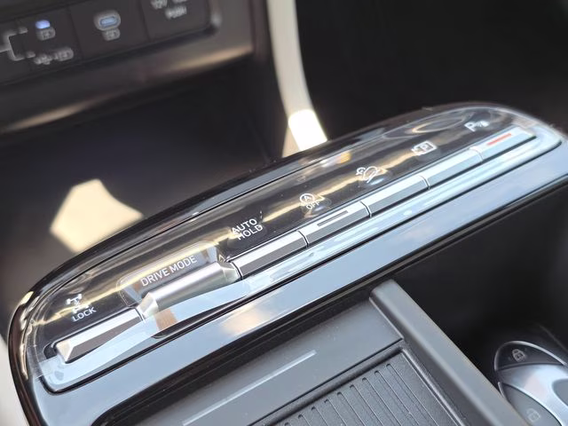 2026 Phantom Black Hyundai Tucson Limited AWD SUV