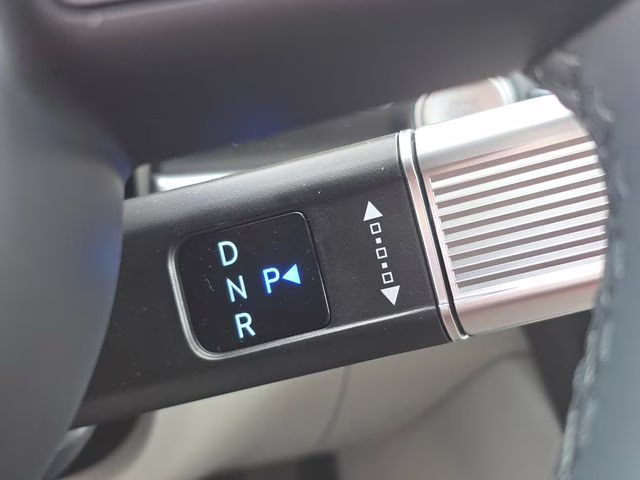 2026 Hampton Gray Hyundai Tucson Limited AWD SUV