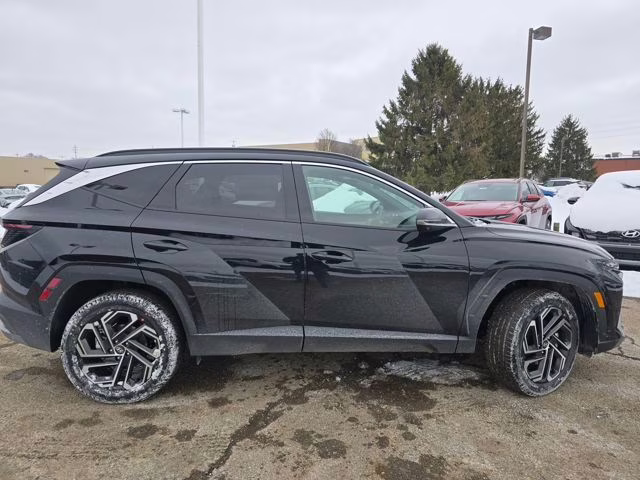 2026 Phantom Black Hyundai Tucson Limited AWD SUV