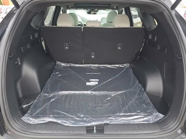 2026 Phantom Black Hyundai Tucson Limited AWD SUV