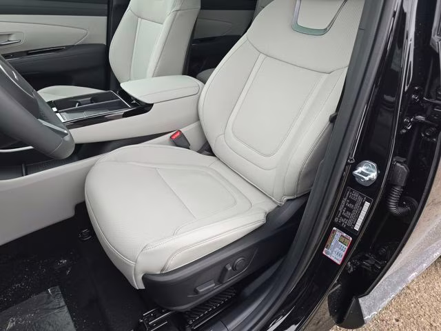 2026 Phantom Black Hyundai Tucson Limited AWD SUV
