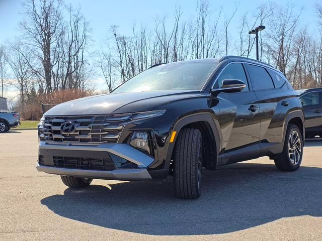 2026 Phantom Black Hyundai Tucson Limited AWD SUV