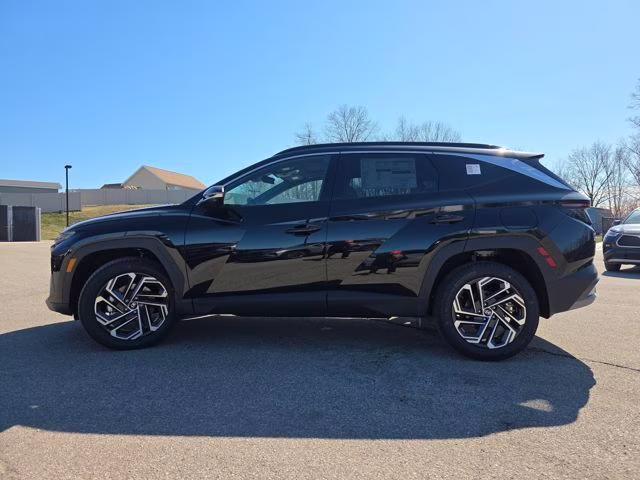 2026 Phantom Black Hyundai Tucson Limited AWD SUV