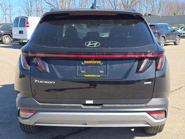 2026 Phantom Black Hyundai Tucson Limited AWD SUV