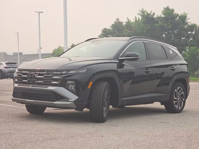 2026 Phantom Black Hyundai Tucson Limited AWD SUV