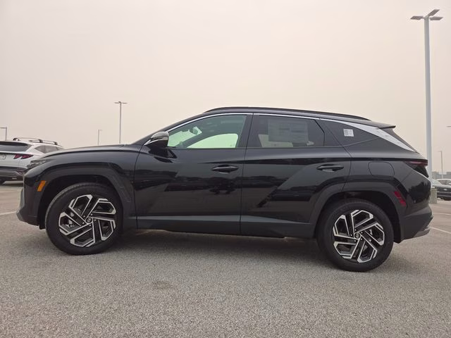 2026 Phantom Black Hyundai Tucson Limited AWD SUV