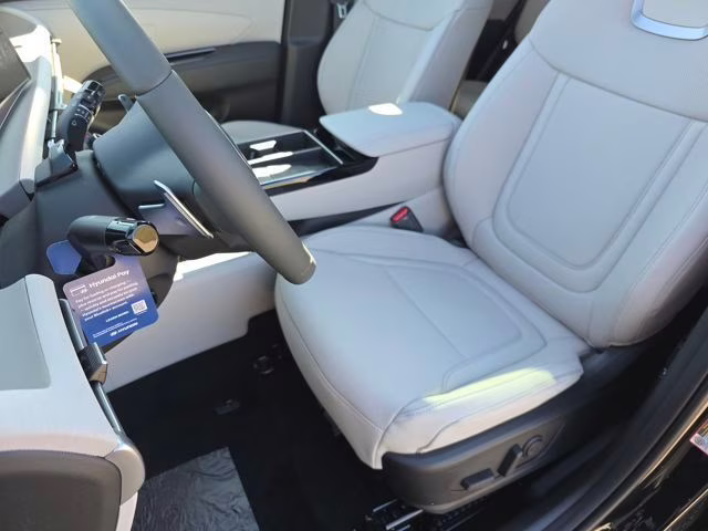 2026 Phantom Black Hyundai Tucson Limited AWD SUV