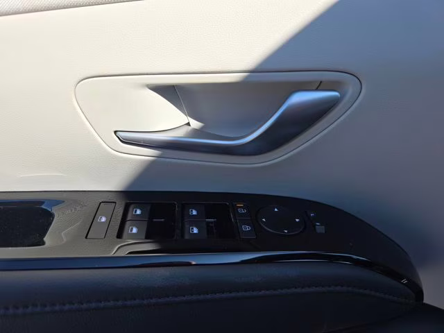 2026 Phantom Black Hyundai Tucson Limited AWD SUV