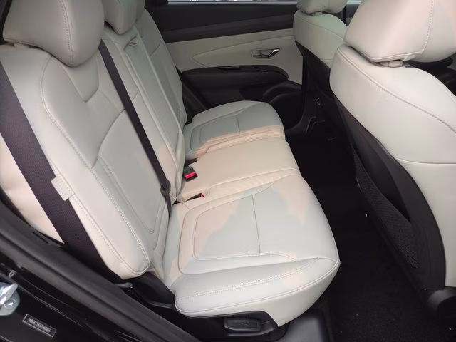 2026 Phantom Black Hyundai Tucson Limited AWD SUV