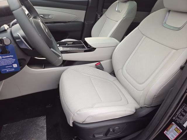 2026 Phantom Black Hyundai Tucson Limited AWD SUV