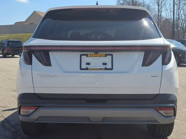 2026 White Pearl Hyundai Tucson Limited AWD SUV