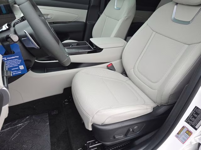 2026 White Pearl Hyundai Tucson Limited AWD SUV