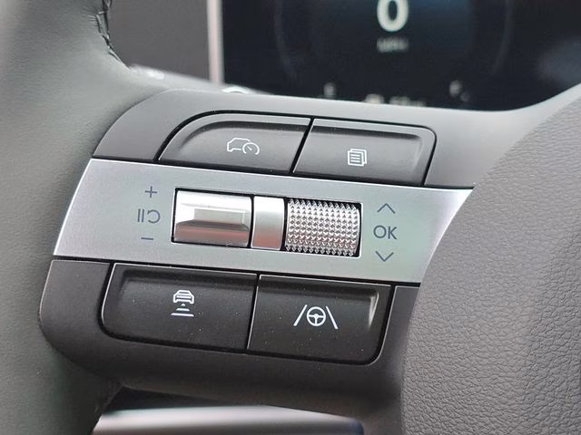 2026 White Pearl Hyundai Tucson Limited AWD SUV