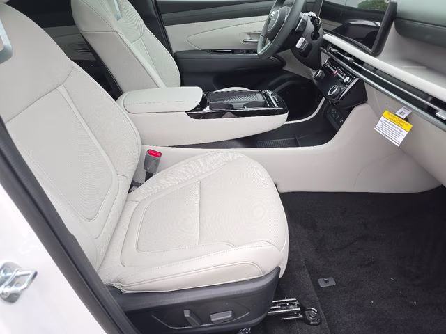 2026 White Pearl Hyundai Tucson Limited AWD SUV