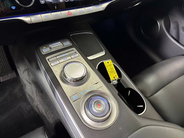 2023 Savile Silver Genesis Electrified GV70 Advanced AWD SUV