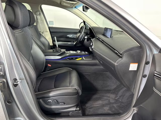 2023 Savile Silver Genesis Electrified GV70 Advanced AWD SUV