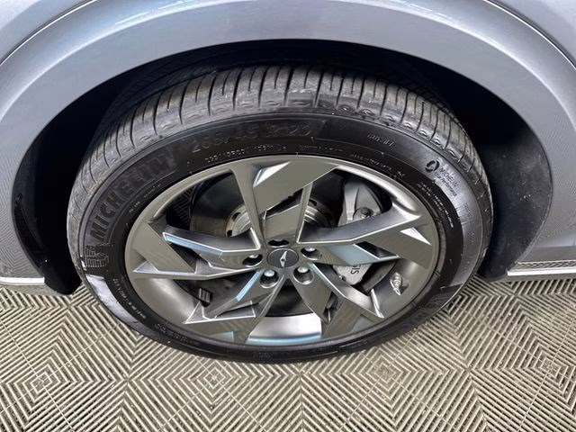 2024 Savile Silver Genesis Electrified GV70 Advanced AWD SUV