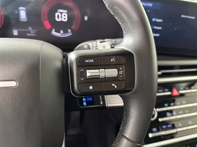 2024 Phantom Black Hyundai Santa Fe SE FWD SUV