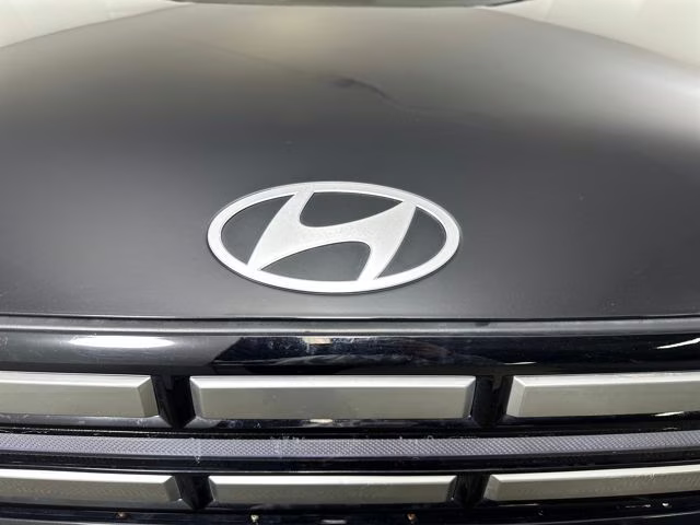 2024 Phantom Black Hyundai Santa Fe SE FWD SUV
