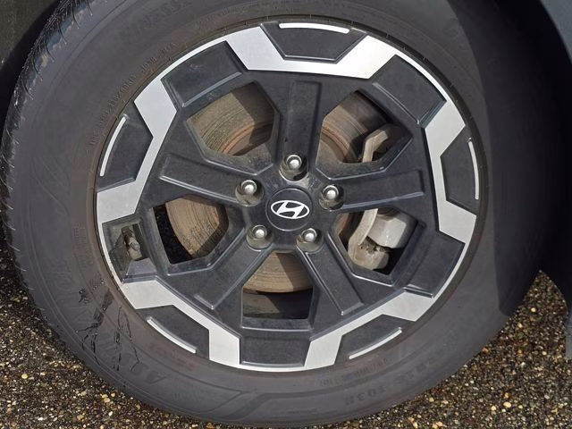 2024 Hampton Gray Hyundai Santa Fe SE AWD SUV