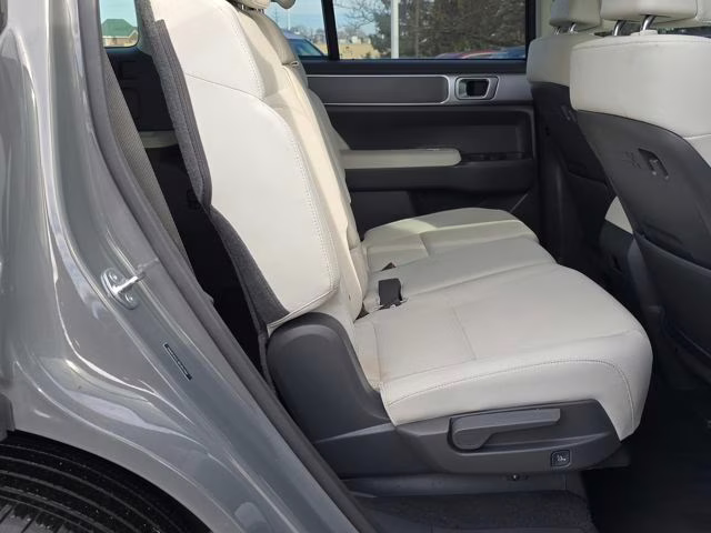 2024 Hampton Gray Hyundai Santa Fe SE AWD SUV