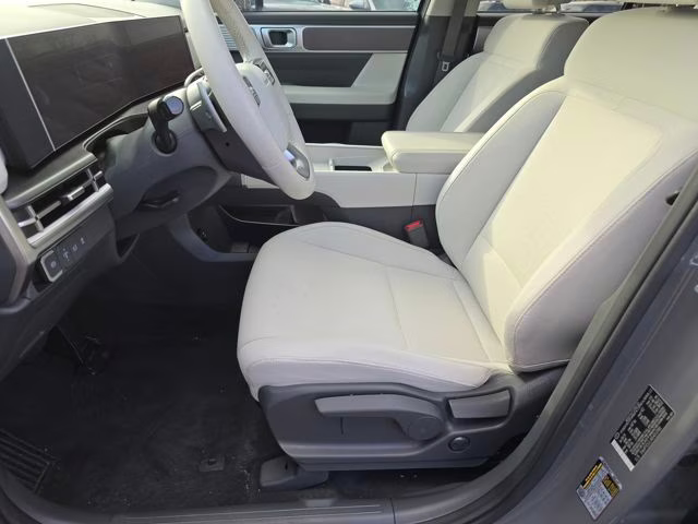 2024 Hampton Gray Hyundai Santa Fe SE AWD SUV