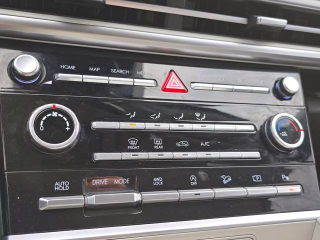 2024 Hampton Gray Hyundai Santa Fe SE AWD SUV