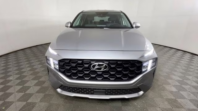 2023 Shimmering Silver Pearl Hyundai Santa Fe SE FWD SUV