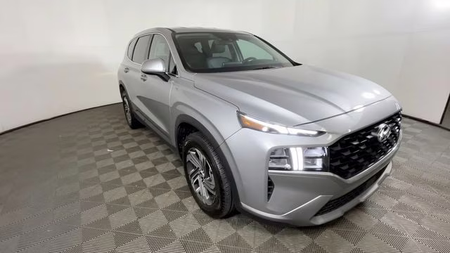 2023 Shimmering Silver Pearl Hyundai Santa Fe SE FWD SUV