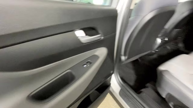 2023 Shimmering Silver Pearl Hyundai Santa Fe SE FWD SUV